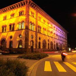 Night shot of the Fruchthalle