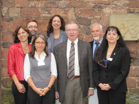 Eröffneten die Aktionsreihe zur Brustkrebsvorsoge v.l. Susanne Zens, Klaus Müller, Manuela Griesche, Dr. Susanne Wimmer-Leonhardt, Dr. med. Kurt Scherer, Prof. Dr. med. Hans-Joachim Voigt, Marlene Isenmann-Emser