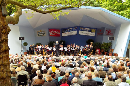 Besucherandrang beim Konzert im Volkspark Kaiserslautern © Stadt Kaiserslautern