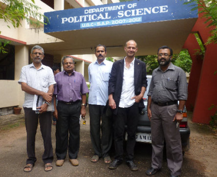 Bild: Thomas Brenner (2. v. re.) mit den indischen Professoren Dr. Gopinath, Dr. Shaji, Dr. Jose und Dr. Ibrahim (v. li. n. re.)