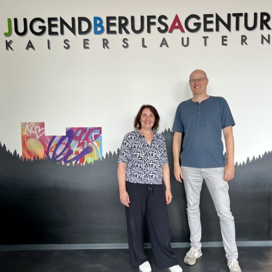 Corinna Edrich und Stefan Lang aus dem Jugendreferat