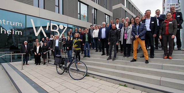 Die Vertreterinnen und Vertreter beim 1. Treffen zur Verbesserung des Radverkehrs in Ingelheim  © Stadt Ingelheim 