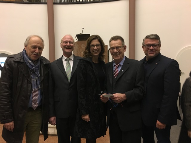 Hans-Joachim Redzimski, Joachim Färber, Sabine Bätzing-Lichtenthäler, Norbert Thines und Andreas Rahm (vlnr).  © privat