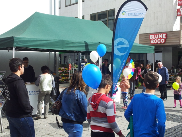 Viel war geboten am Stand der Energieberatungen in der Innenstadt © Stadt Kaiserslautern