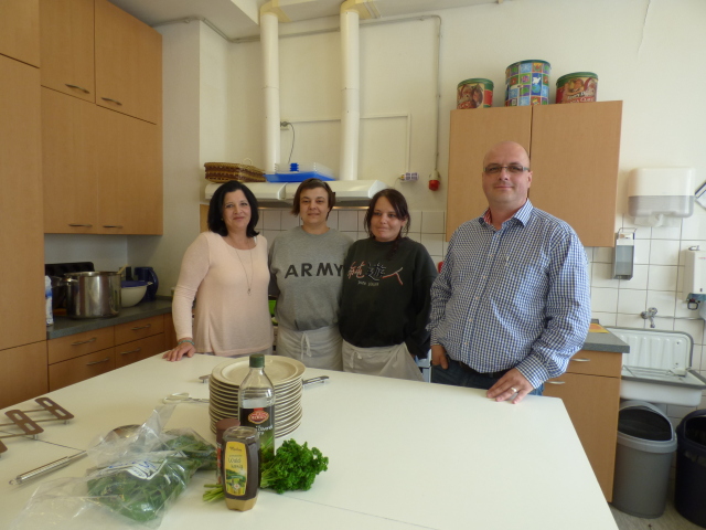 vlnr. Claudia Lenhardt, Eva Palacios, Melanie Smith und Markus Schmidt sind das Team der Glockestubb © Stadt Kaiserslautern