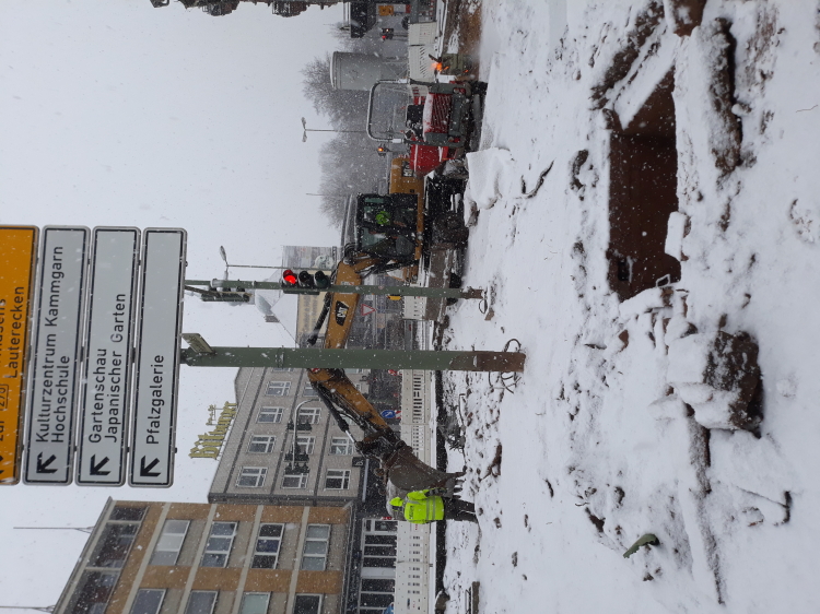 Die verschneite Baustelle in der Stadtmitte am Morgen des 15. Januar 2024. © Stadt Kaiserslautern